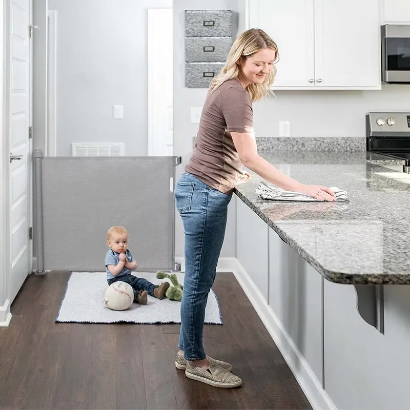 Hallways Use Mesh Safety Dog G - Baby Gate Extra Wide recension och pris