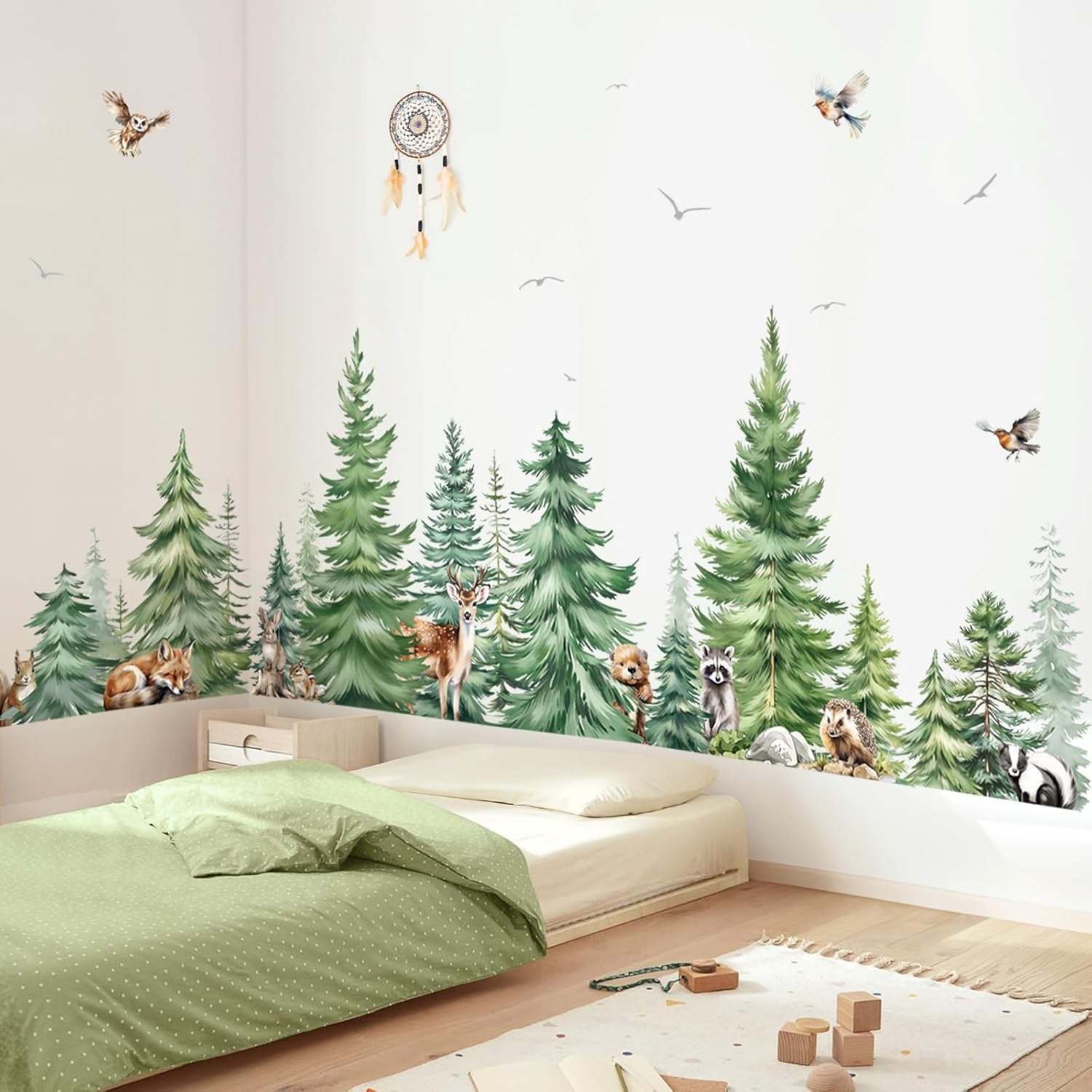 Large Watercolor Pine Tree Ani - Baby Nursery Panelling recension och pris